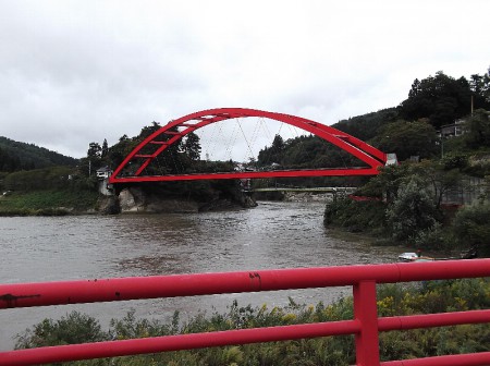 柳津温泉（柳津町）只見川